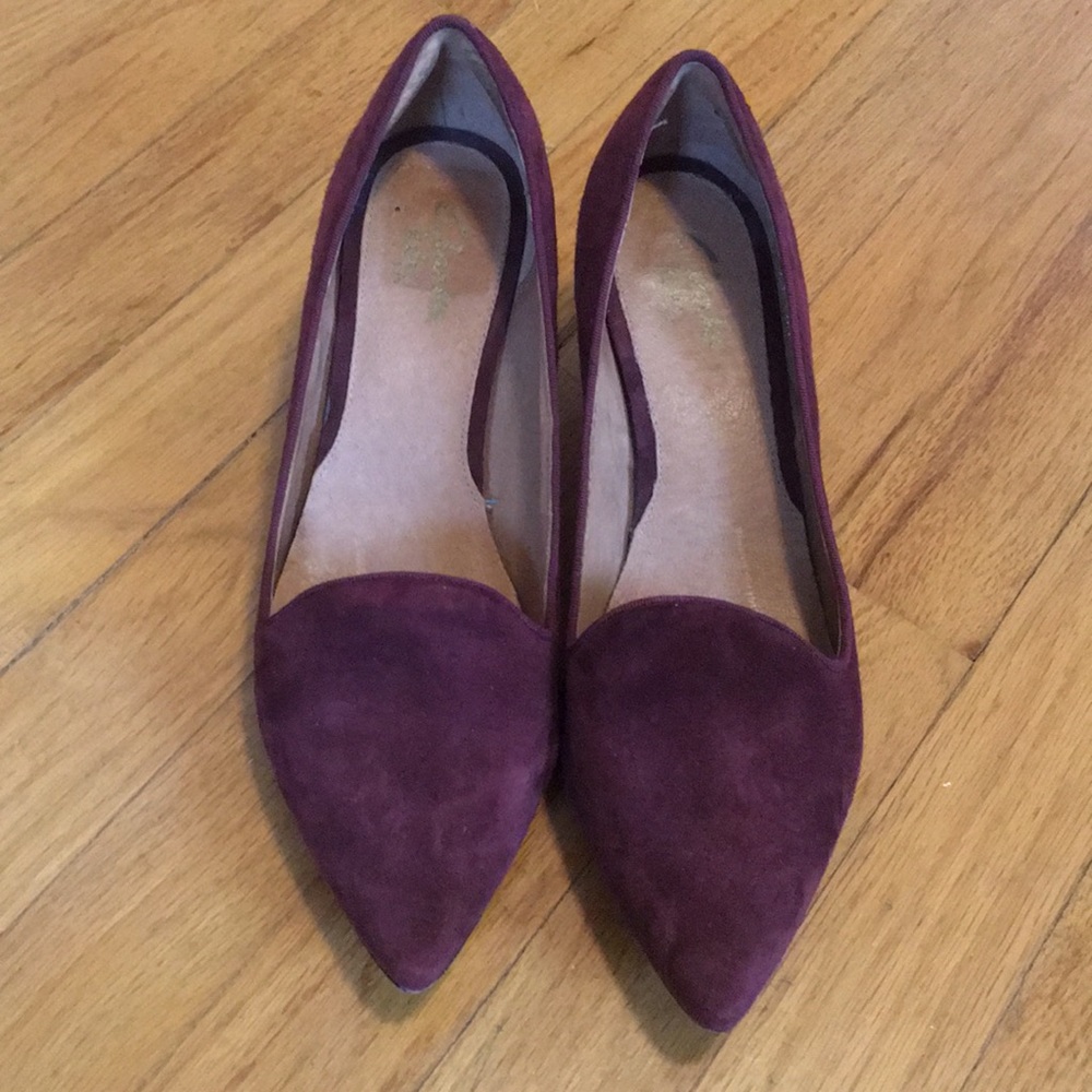 🌸SPRING SALE🌸Maroon sued pumps